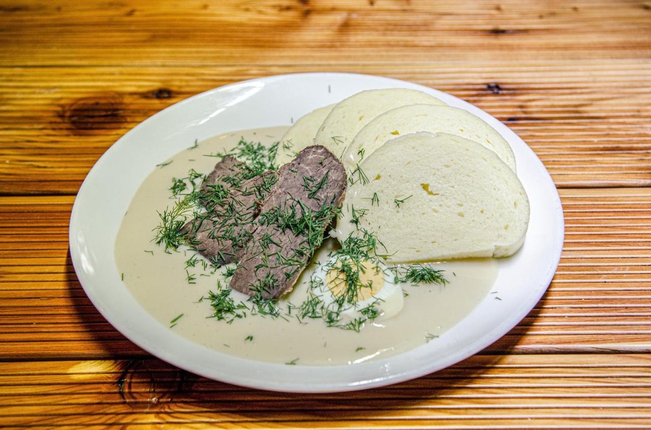 Penzion A Bistro Dilna Třeboň Exterior foto