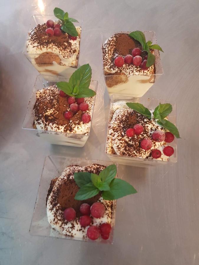 Penzion A Bistro Dilna Třeboň Exterior foto